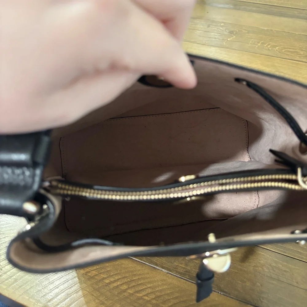 Kate Spade Marti Bucket Bag in Black Pebble Leather
